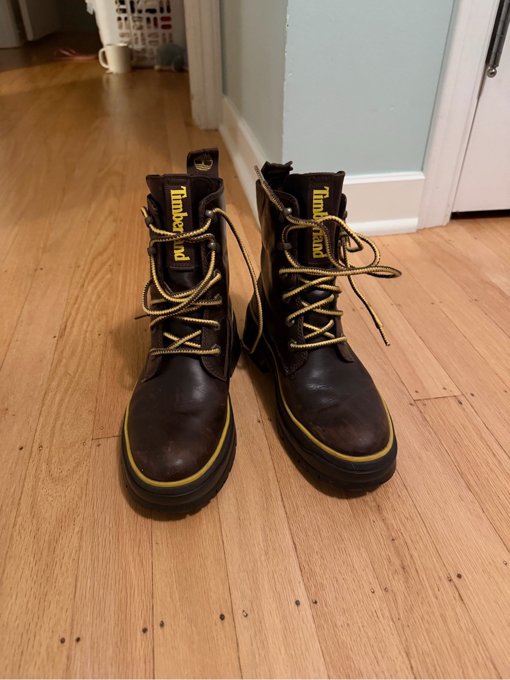Timberland women’s boots size 6.5